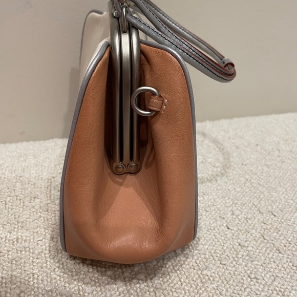 SOLD!!! COACH x NASA Space White Rocket Cosmic Double Kisslock Crossbody - Picture 4 of 11